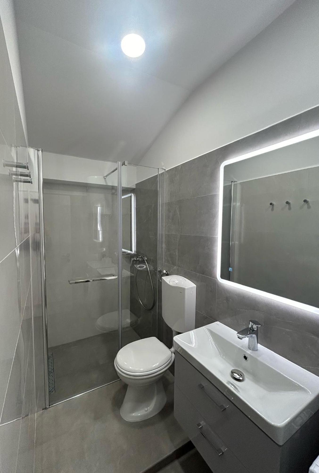 Apartman Maslina ชิเบนิก ภายนอก รูปภาพ